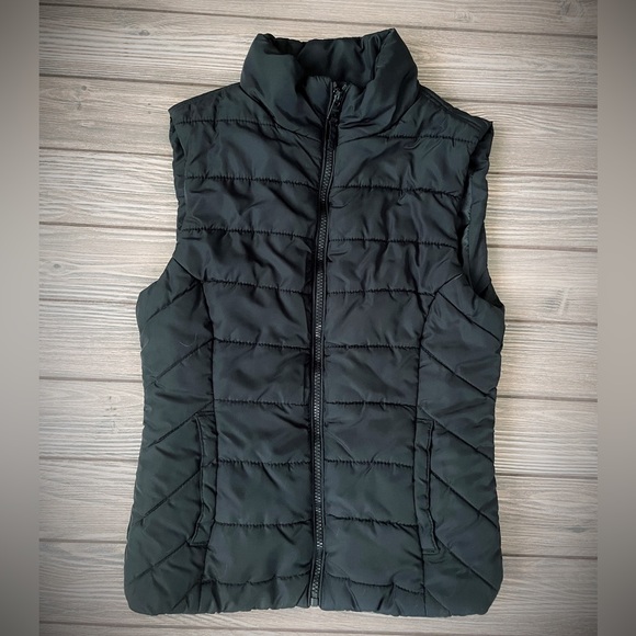Aeropostale Classic Puffer Vest - Picture 1 of 4